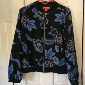🌸Beautiful floral silk bomber- Brand New🌸